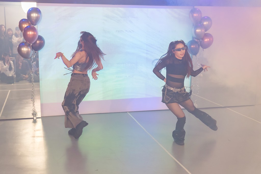 [活動攝影]FIRST PLACE Random Dance-最專業的團隊完成每場完美活動攝影，拍的不只好更要快! #活動拍立得