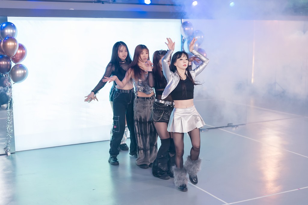 [活動攝影]FIRST PLACE Random Dance-最專業的團隊完成每場完美活動攝影，拍的不只好更要快! #即拍即印