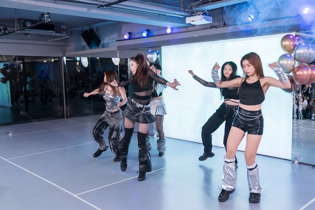 [活動攝影]FIRST PLACE Random Dance-最專業的團隊完成每場完美活動攝影，拍的不只好更要快! #尾牙攝影