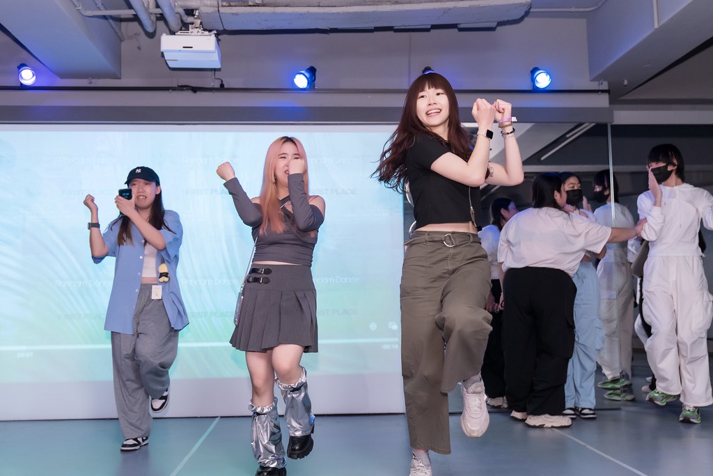 [活動攝影]FIRST PLACE Random Dance-最專業的團隊完成每場完美活動攝影，拍的不只好更要快! #即拍即印