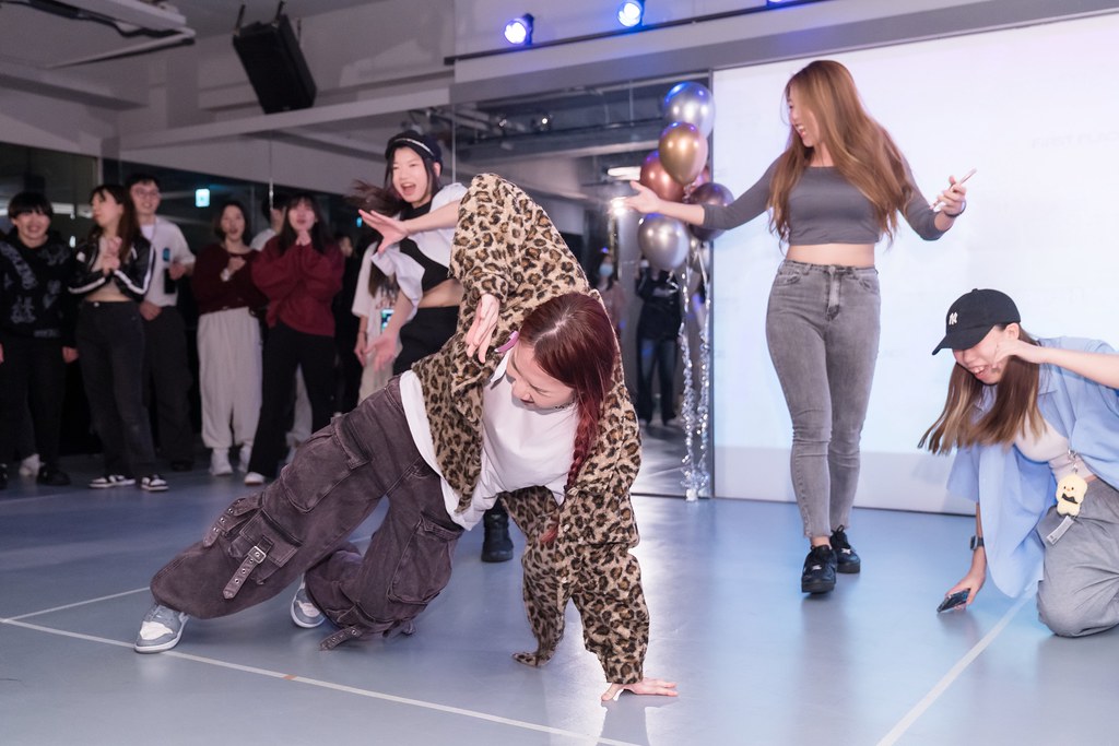 [活動攝影]FIRST PLACE Random Dance-最專業的團隊完成每場完美活動攝影，拍的不只好更要快! #活動攝影