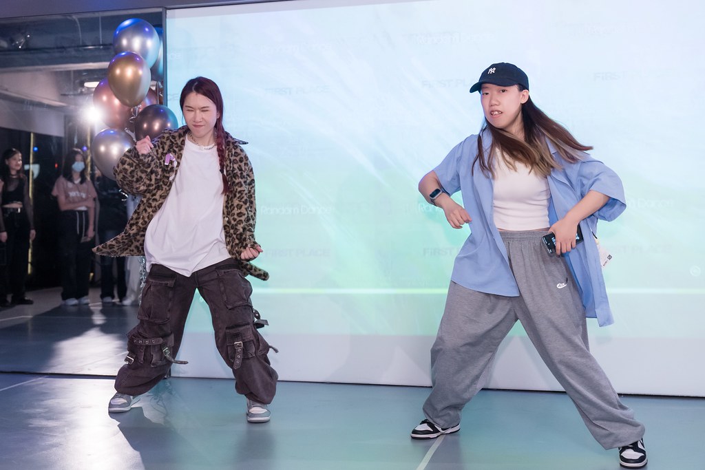 [活動攝影]FIRST PLACE Random Dance-最專業的團隊完成每場完美活動攝影，拍的不只好更要快! #尾牙攝影