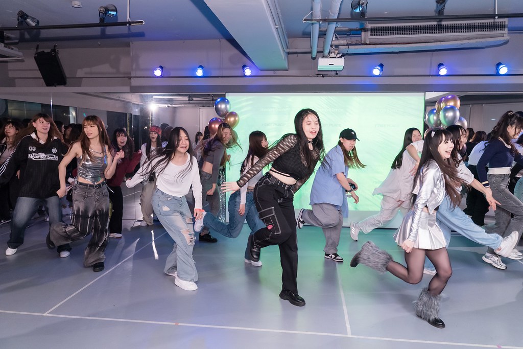 [活動攝影]FIRST PLACE Random Dance-最專業的團隊完成每場完美活動攝影，拍的不只好更要快! #雲端攝影