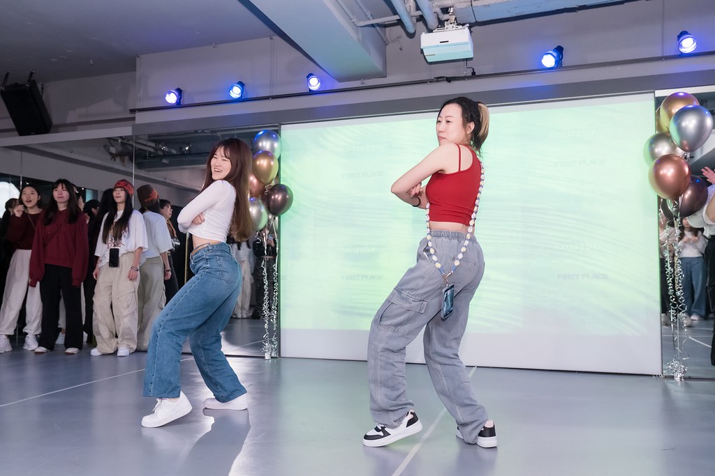 [活動攝影]FIRST PLACE Random Dance-最專業的團隊完成每場完美活動攝影，拍的不只好更要快! #尾牙攝影