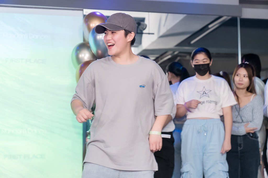 [活動攝影]FIRST PLACE Random Dance-最專業的團隊完成每場完美活動攝影，拍的不只好更要快! #活動拍立得