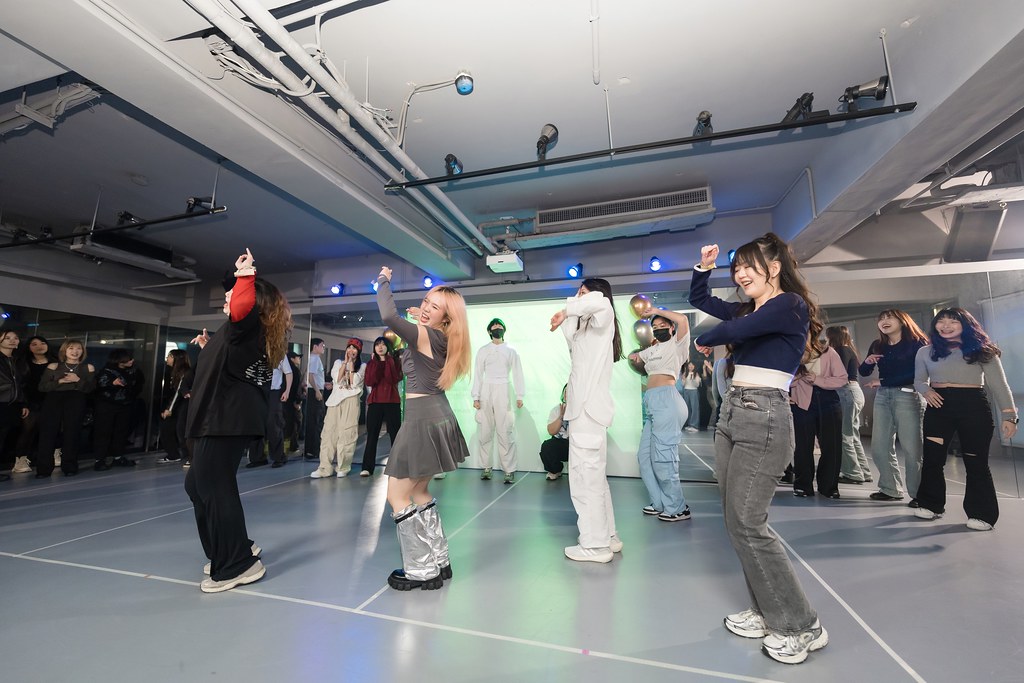 [活動攝影]FIRST PLACE Random Dance-最專業的團隊完成每場完美活動攝影，拍的不只好更要快! #即拍即印