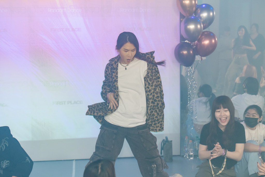 [活動攝影]FIRST PLACE Random Dance-最專業的團隊完成每場完美活動攝影，拍的不只好更要快! #即拍即印