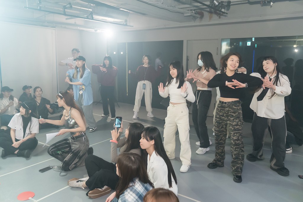 [活動攝影]FIRST PLACE Random Dance-最專業的團隊完成每場完美活動攝影，拍的不只好更要快! #即拍即印