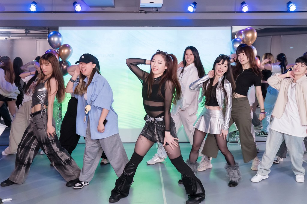 [活動攝影]FIRST PLACE Random Dance-最專業的團隊完成每場完美活動攝影，拍的不只好更要快! #即時攝影