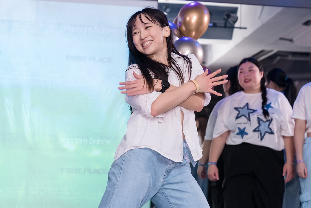 [活動攝影]FIRST PLACE Random Dance-最專業的團隊完成每場完美活動攝影，拍的不只好更要快! #尾牙攝影