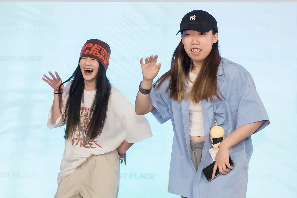 [活動攝影]FIRST PLACE Random Dance-最專業的團隊完成每場完美活動攝影，拍的不只好更要快! #尾牙攝影