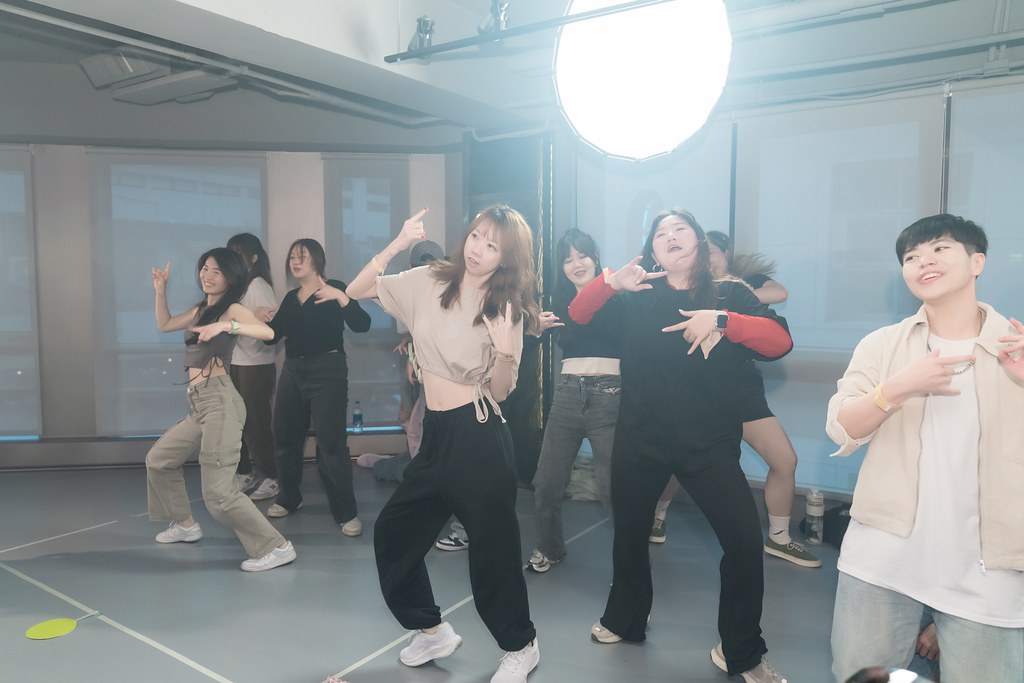 [活動攝影]FIRST PLACE Random Dance-最專業的團隊完成每場完美活動攝影，拍的不只好更要快! #即拍即印