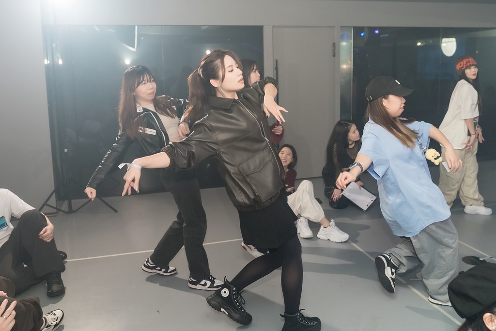 [活動攝影]FIRST PLACE Random Dance-最專業的團隊完成每場完美活動攝影，拍的不只好更要快! #尾牙攝影