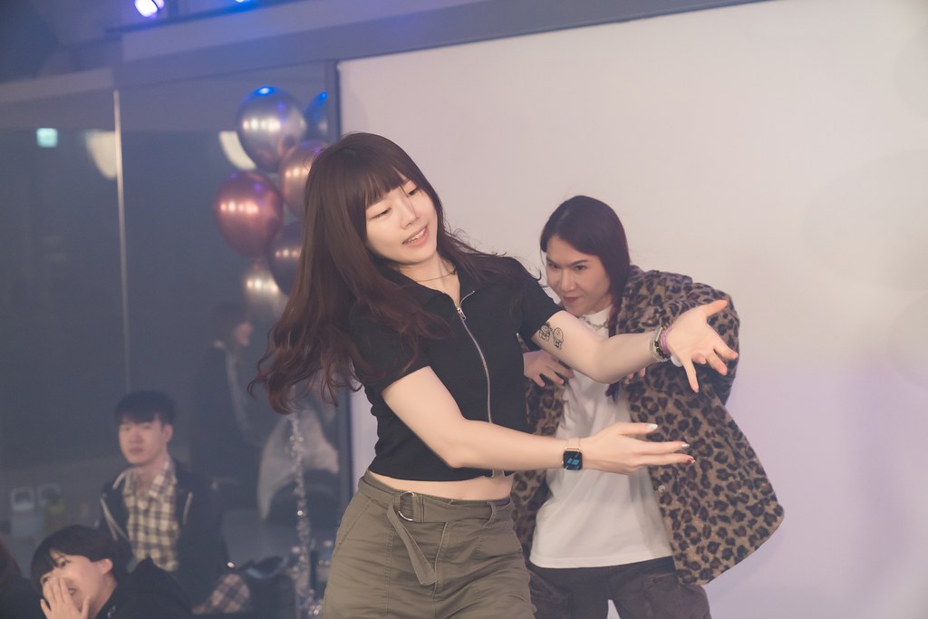 [活動攝影]FIRST PLACE Random Dance-最專業的團隊完成每場完美活動攝影，拍的不只好更要快! #即拍即印