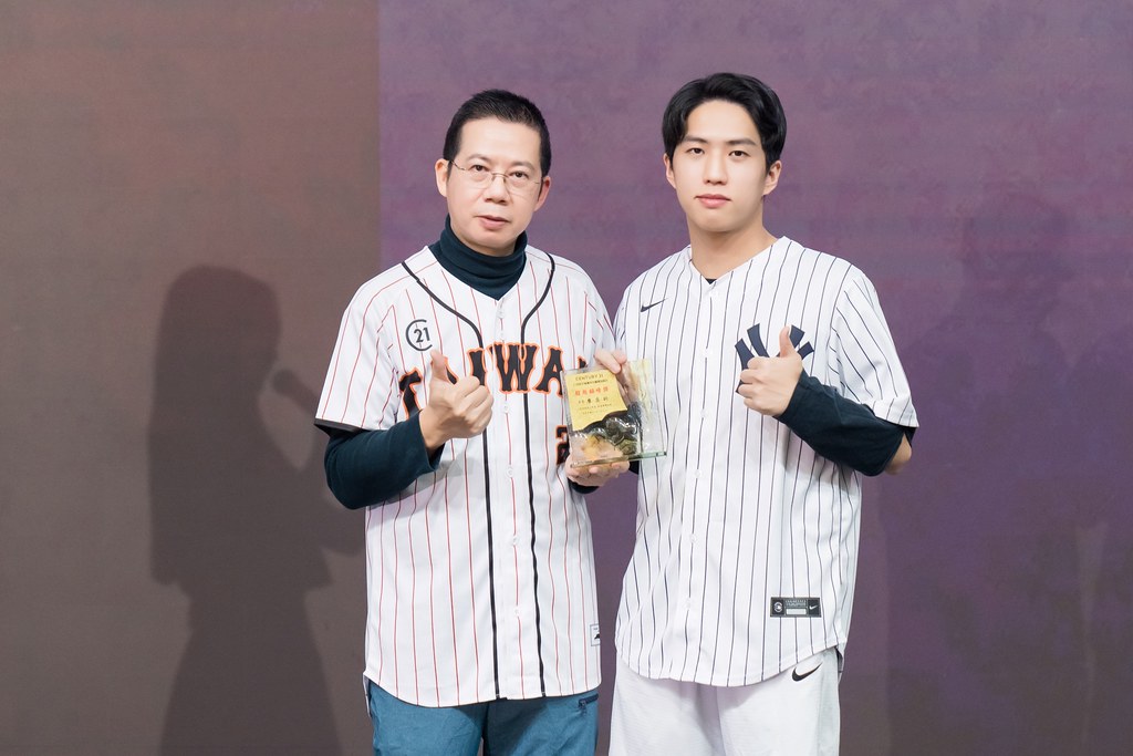 [活動攝影]21世紀不動產民生圓環店尾牙-最專業的團隊完成每場完美活動攝影，拍的不只好更要快! #即時攝影