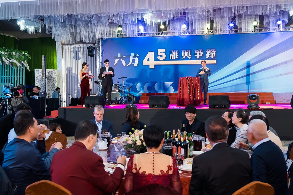 [即拍即印、活動攝影]六方45誰與爭鋒-最專業的團隊完成每場完美活動攝影，拍的不只好更要快! #尾牙攝影