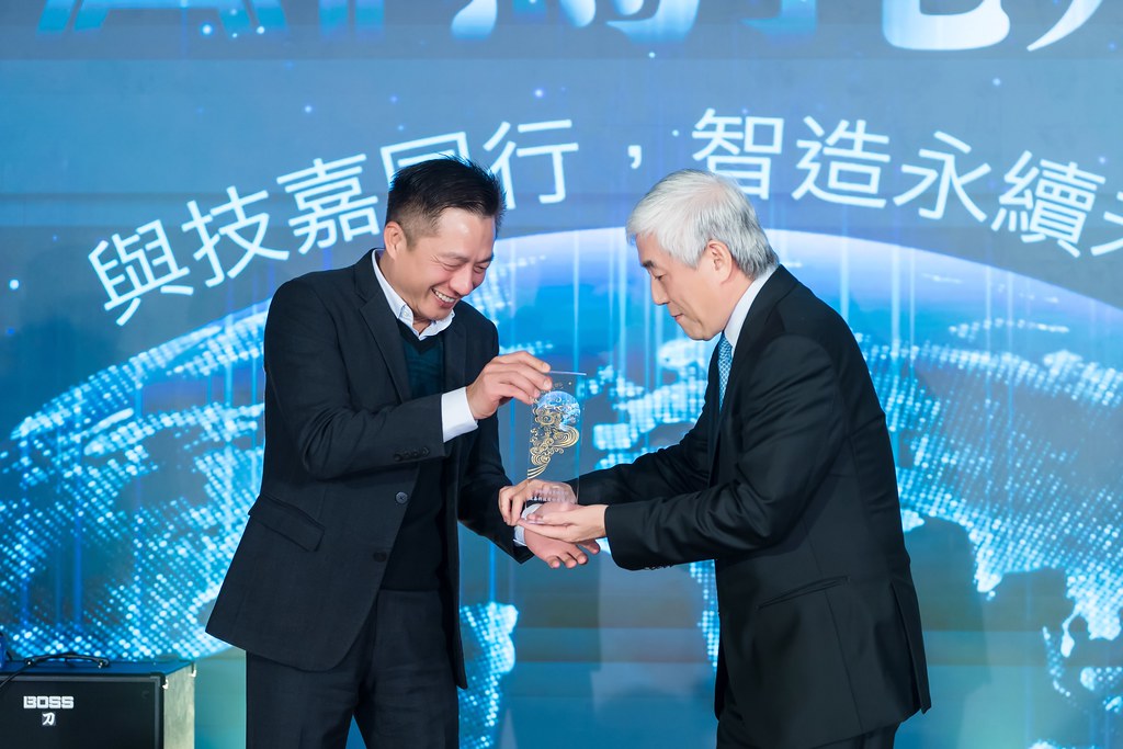 [活動攝影]AI烏托邦 技嘉供應商尾牙-最專業的團隊完成每場完美活動攝影，拍的不只好更要快! #即時攝影