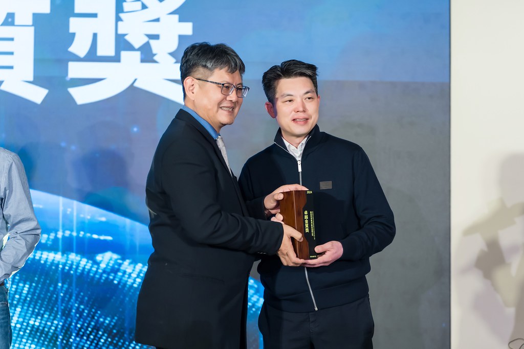 [活動攝影]AI烏托邦 技嘉供應商尾牙-最專業的團隊完成每場完美活動攝影，拍的不只好更要快! #活動拍立得