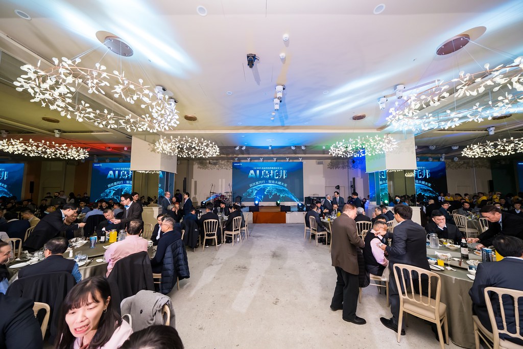 [活動攝影]AI烏托邦 技嘉供應商尾牙-最專業的團隊完成每場完美活動攝影，拍的不只好更要快! #活動拍立得