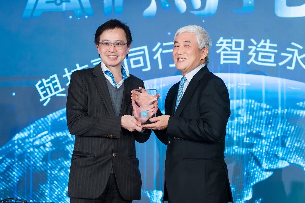 [活動攝影]AI烏托邦 技嘉供應商尾牙-最專業的團隊完成每場完美活動攝影，拍的不只好更要快! #即時攝影