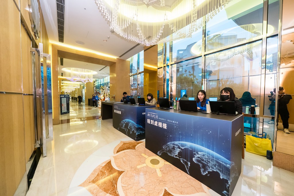 [活動攝影]AI烏托邦 技嘉供應商尾牙-最專業的團隊完成每場完美活動攝影，拍的不只好更要快! #即拍即印