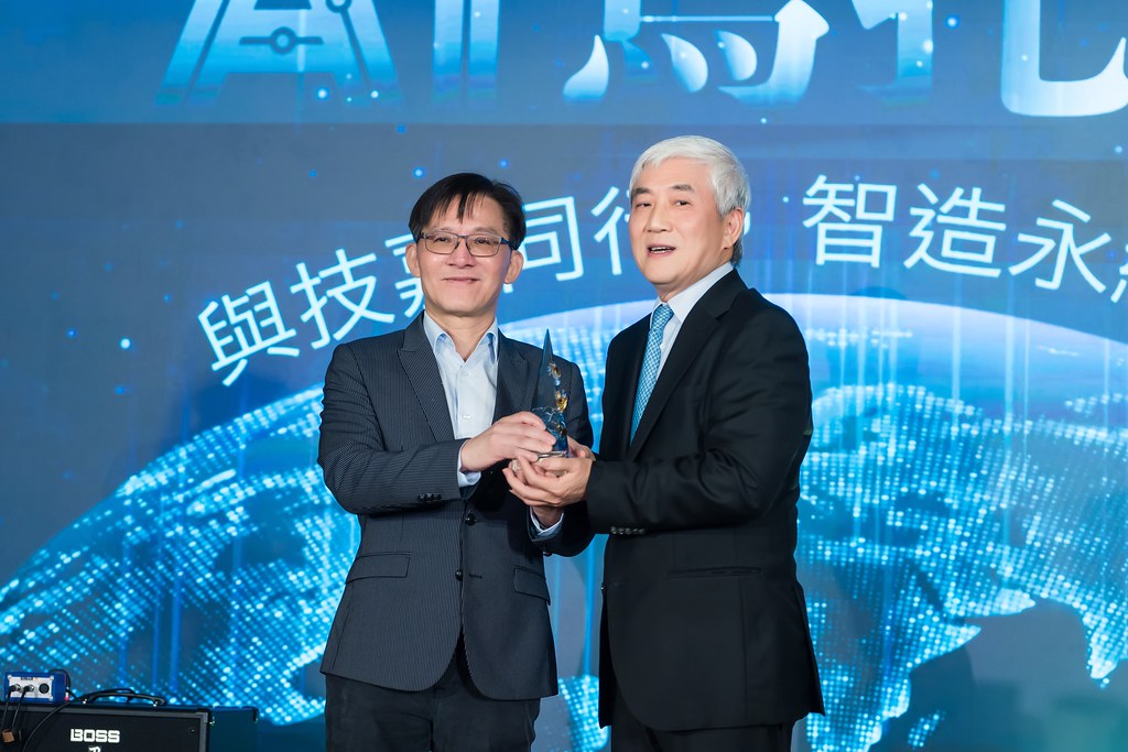 [活動攝影]AI烏托邦 技嘉供應商尾牙-最專業的團隊完成每場完美活動攝影，拍的不只好更要快! #即時攝影