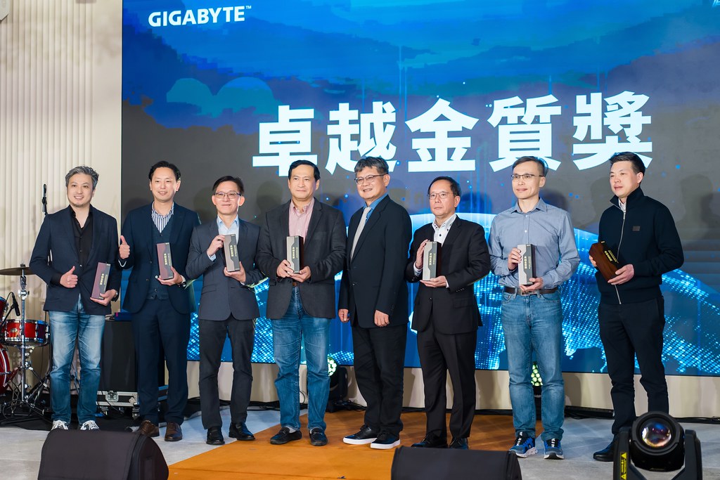 [活動攝影]AI烏托邦 技嘉供應商尾牙-最專業的團隊完成每場完美活動攝影，拍的不只好更要快! #即時攝影