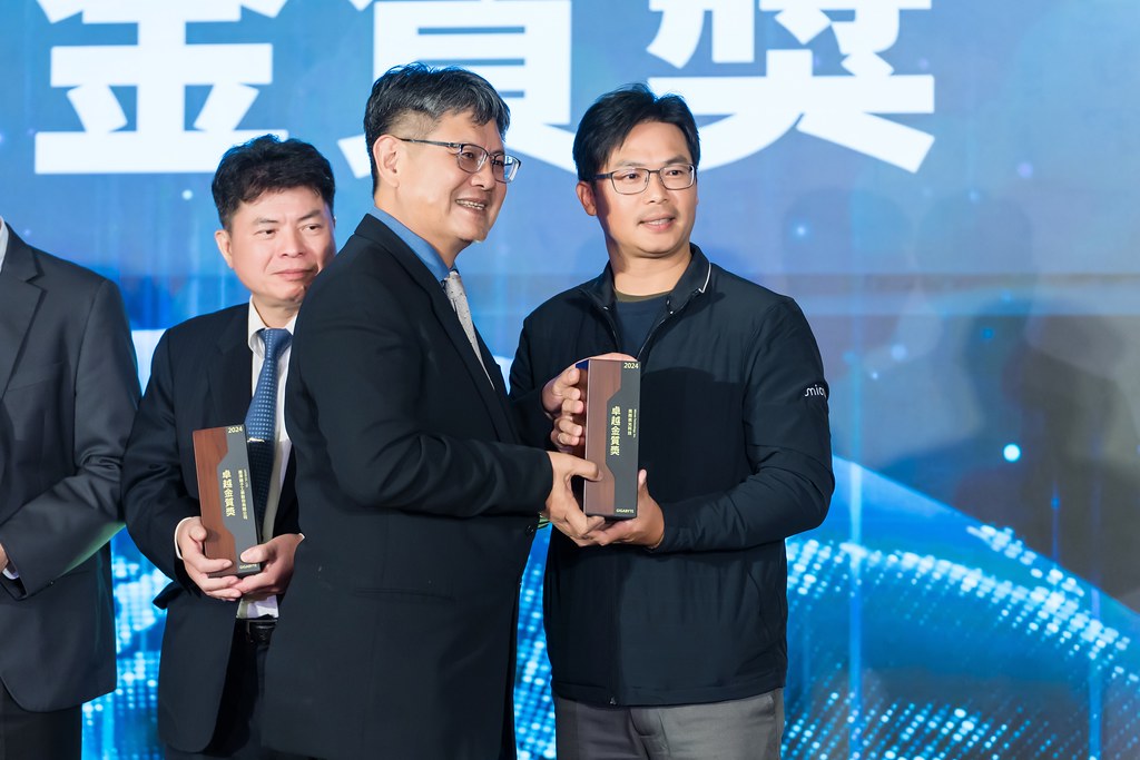 [活動攝影]AI烏托邦 技嘉供應商尾牙-最專業的團隊完成每場完美活動攝影，拍的不只好更要快! #即時攝影