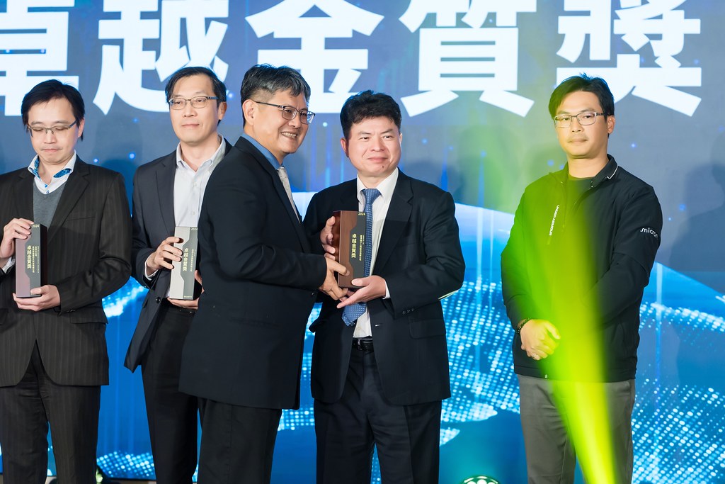 [活動攝影]AI烏托邦 技嘉供應商尾牙-最專業的團隊完成每場完美活動攝影，拍的不只好更要快! #即拍即印