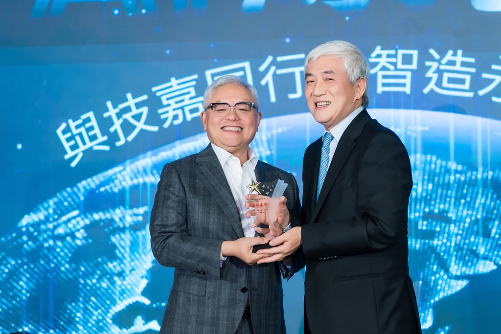 [活動攝影]AI烏托邦 技嘉供應商尾牙-最專業的團隊完成每場完美活動攝影，拍的不只好更要快! #活動拍立得