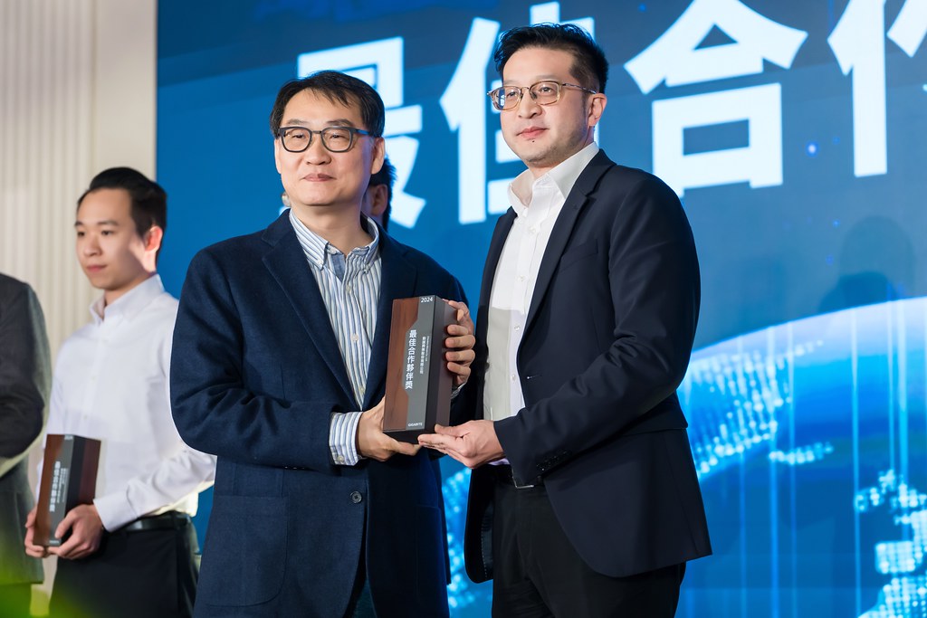[活動攝影]AI烏托邦 技嘉供應商尾牙-最專業的團隊完成每場完美活動攝影，拍的不只好更要快! #即時攝影
