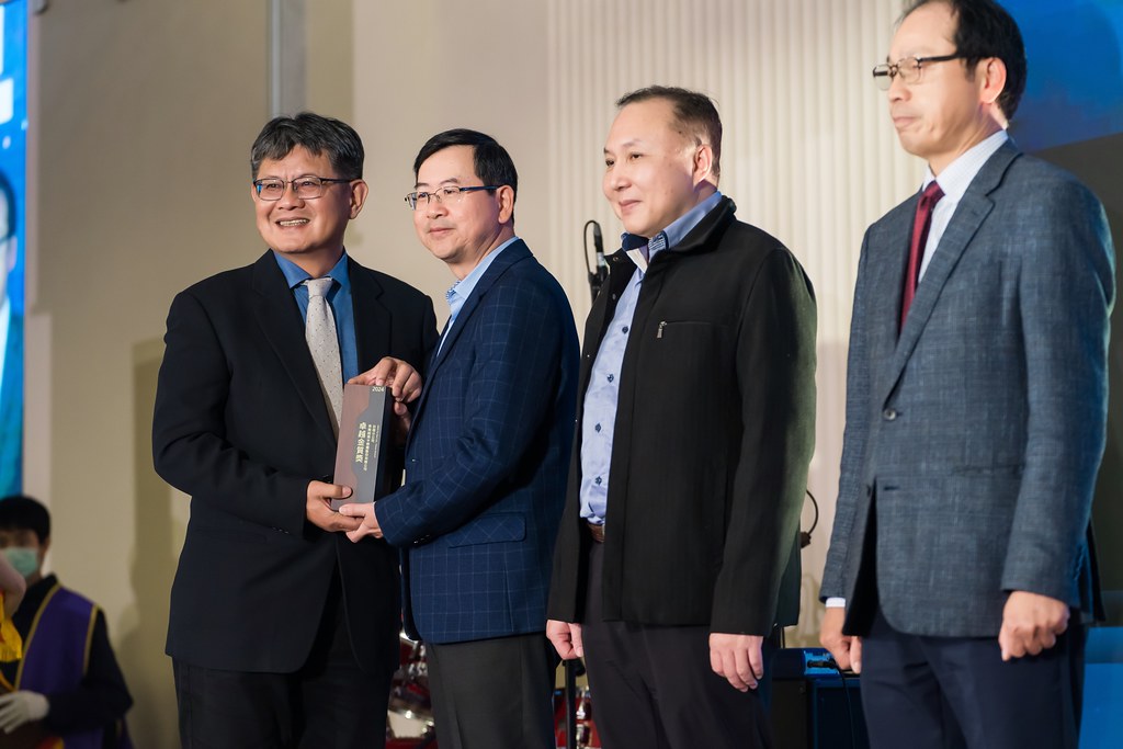 [活動攝影]AI烏托邦 技嘉供應商尾牙-最專業的團隊完成每場完美活動攝影，拍的不只好更要快! #即拍即印