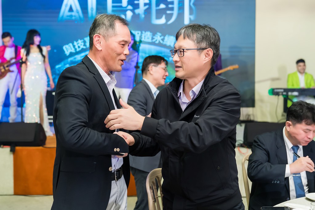 [活動攝影]AI烏托邦 技嘉供應商尾牙-最專業的團隊完成每場完美活動攝影，拍的不只好更要快! #即拍即印