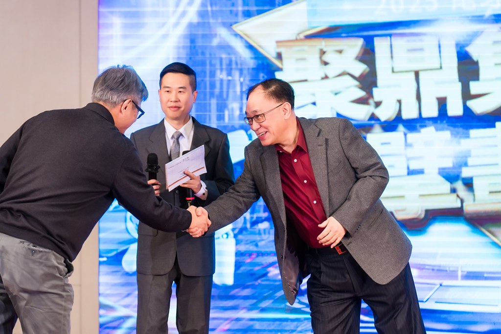 [活動攝影]聚鼎集團2025尾牙饗宴-最專業的團隊完成每場完美活動攝影，拍的不只好更要快! #活動拍攝