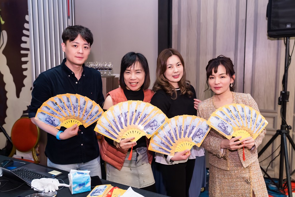 [活動攝影]聚鼎集團2025尾牙饗宴-最專業的團隊完成每場完美活動攝影，拍的不只好更要快! #活動拍立得