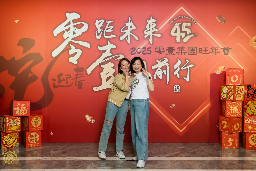 [即拍即印]2025零壹集團旺年會-最專業的團隊完成每場完美活動攝影，拍的不只好更要快! #活動拍立得