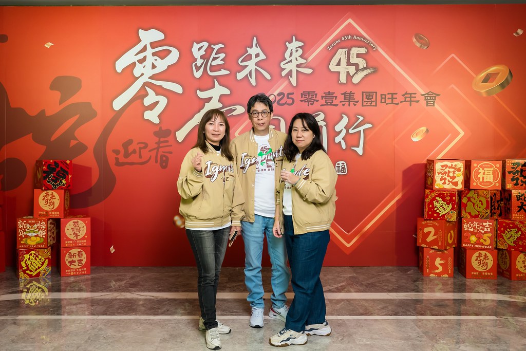 [即拍即印]2025零壹集團旺年會-最專業的團隊完成每場完美活動攝影，拍的不只好更要快! #活動拍立得