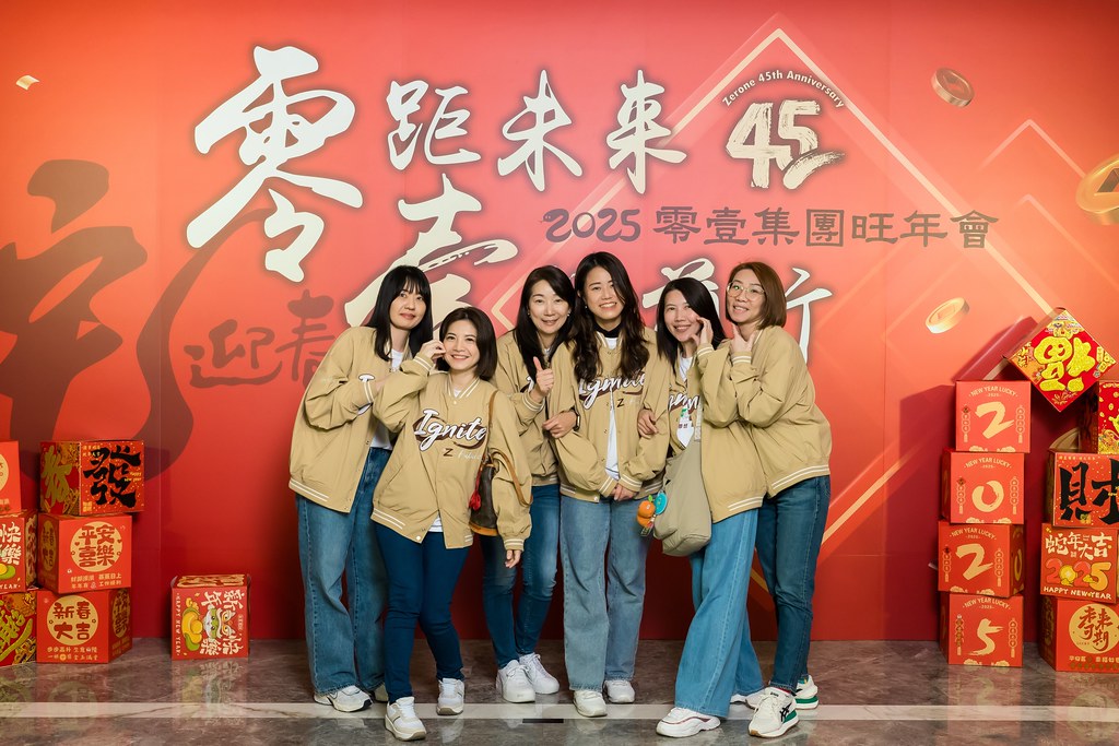 [即拍即印]2025零壹集團旺年會-最專業的團隊完成每場完美活動攝影，拍的不只好更要快! #活動拍立得