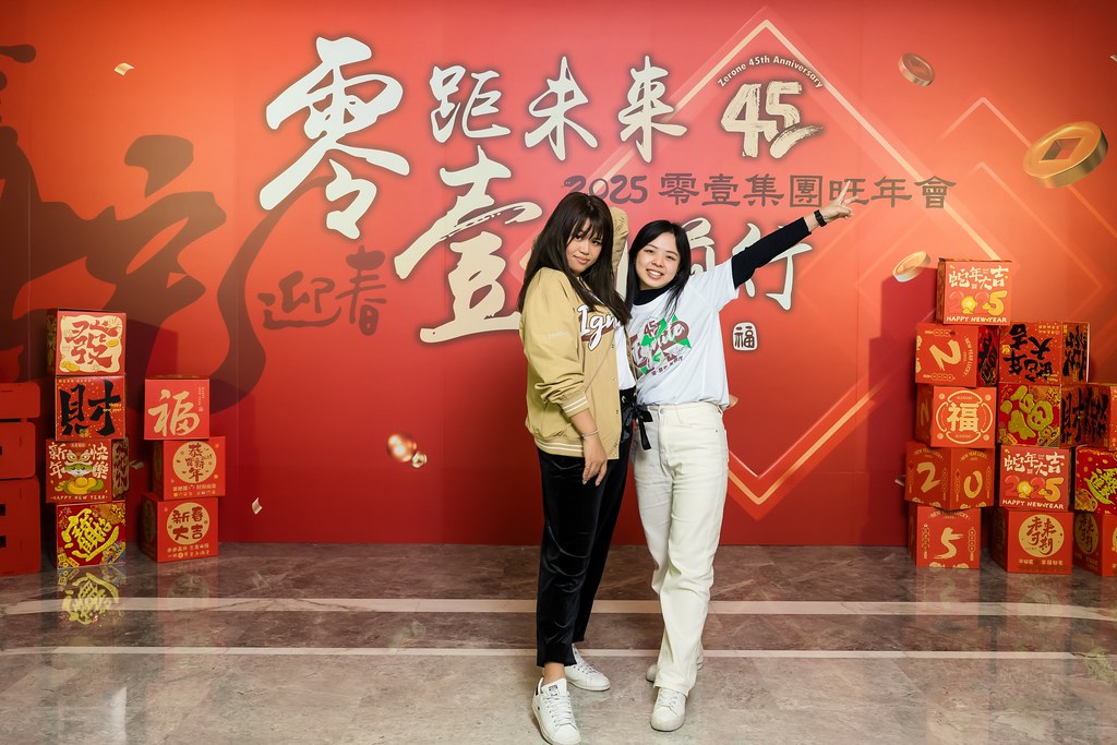 [即拍即印]2025零壹集團旺年會-最專業的團隊完成每場完美活動攝影，拍的不只好更要快! #即時攝影