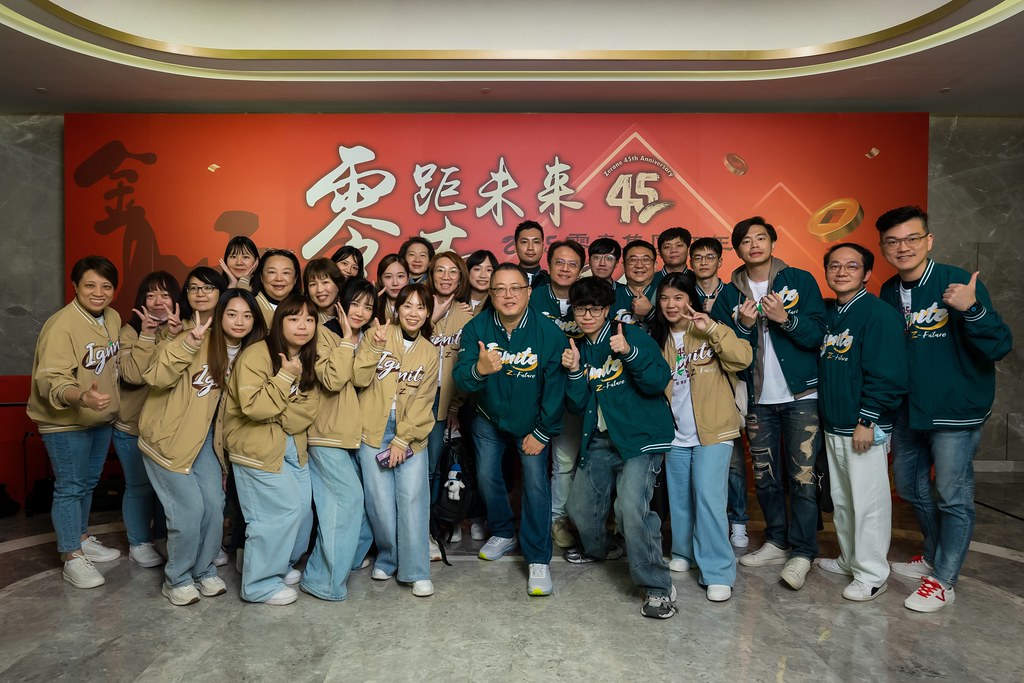 [即拍即印]2025零壹集團旺年會-最專業的團隊完成每場完美活動攝影，拍的不只好更要快! #雲端攝影