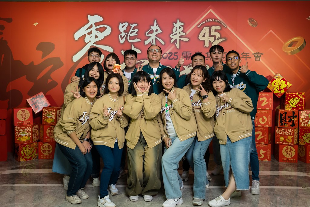 [即拍即印]2025零壹集團旺年會-最專業的團隊完成每場完美活動攝影，拍的不只好更要快! #即時攝影