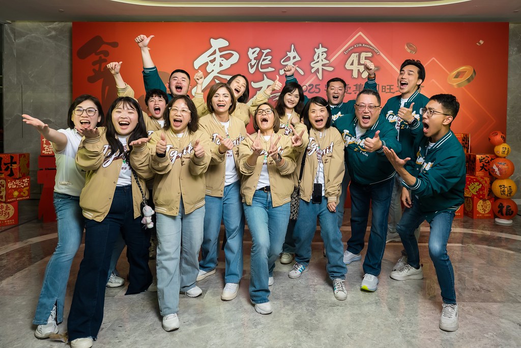 [即拍即印]2025零壹集團旺年會-最專業的團隊完成每場完美活動攝影，拍的不只好更要快! #活動拍立得