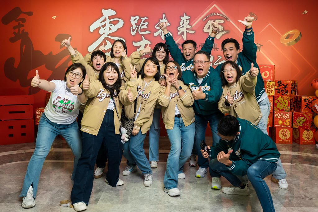[即拍即印]2025零壹集團旺年會-最專業的團隊完成每場完美活動攝影，拍的不只好更要快! #活動拍立得