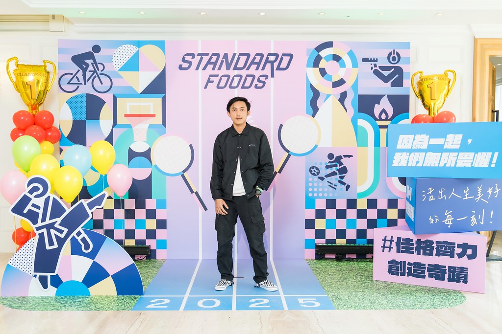 [即拍即印]2025佳格春酒-最專業的團隊完成每場完美活動攝影，拍的不只好更要快! #活動拍攝