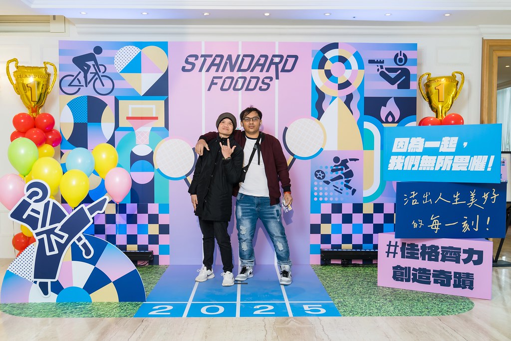 [即拍即印]2025佳格春酒-最專業的團隊完成每場完美活動攝影，拍的不只好更要快! #活動拍攝
