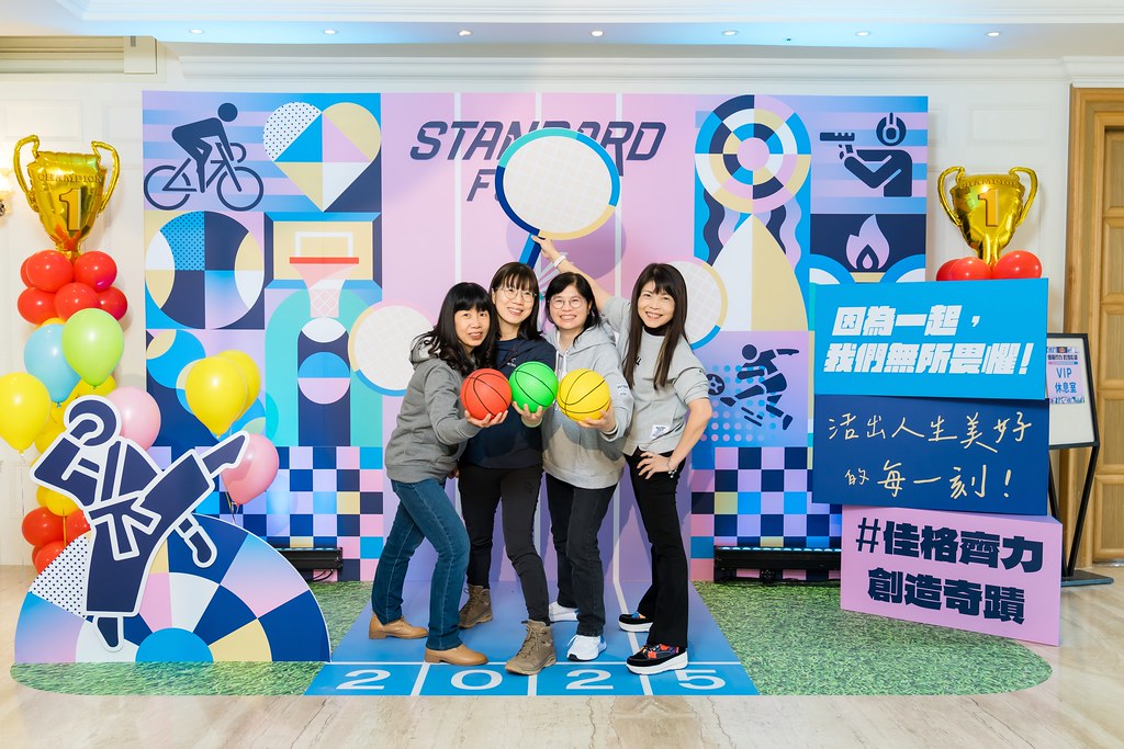 [即拍即印]2025佳格春酒-最專業的團隊完成每場完美活動攝影，拍的不只好更要快! #活動攝影