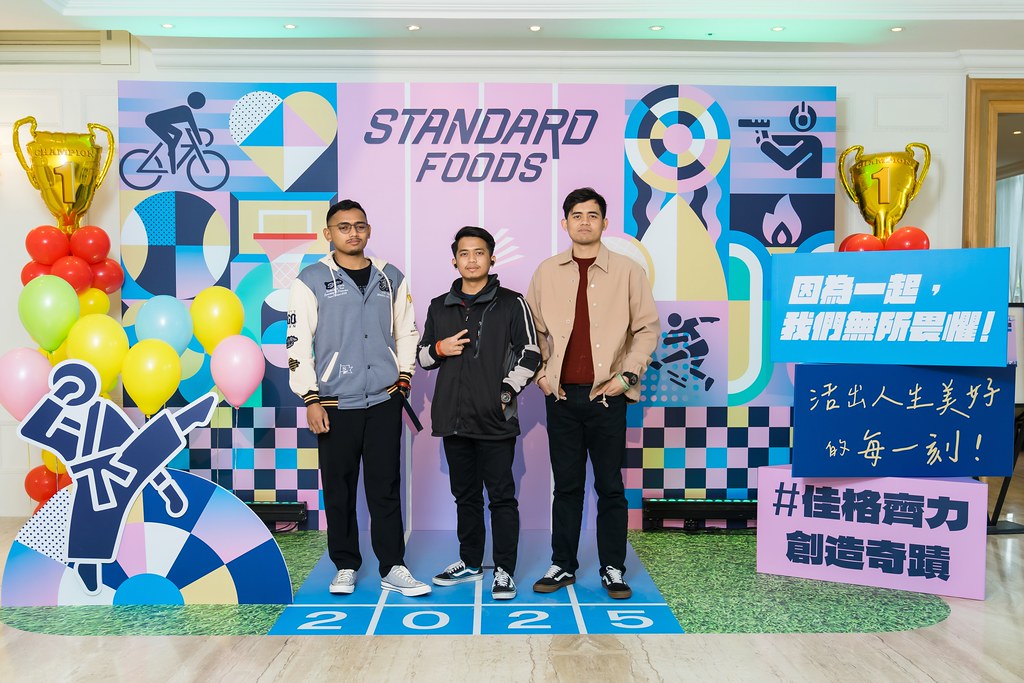 [即拍即印]2025佳格春酒-最專業的團隊完成每場完美活動攝影，拍的不只好更要快! #雲端攝影