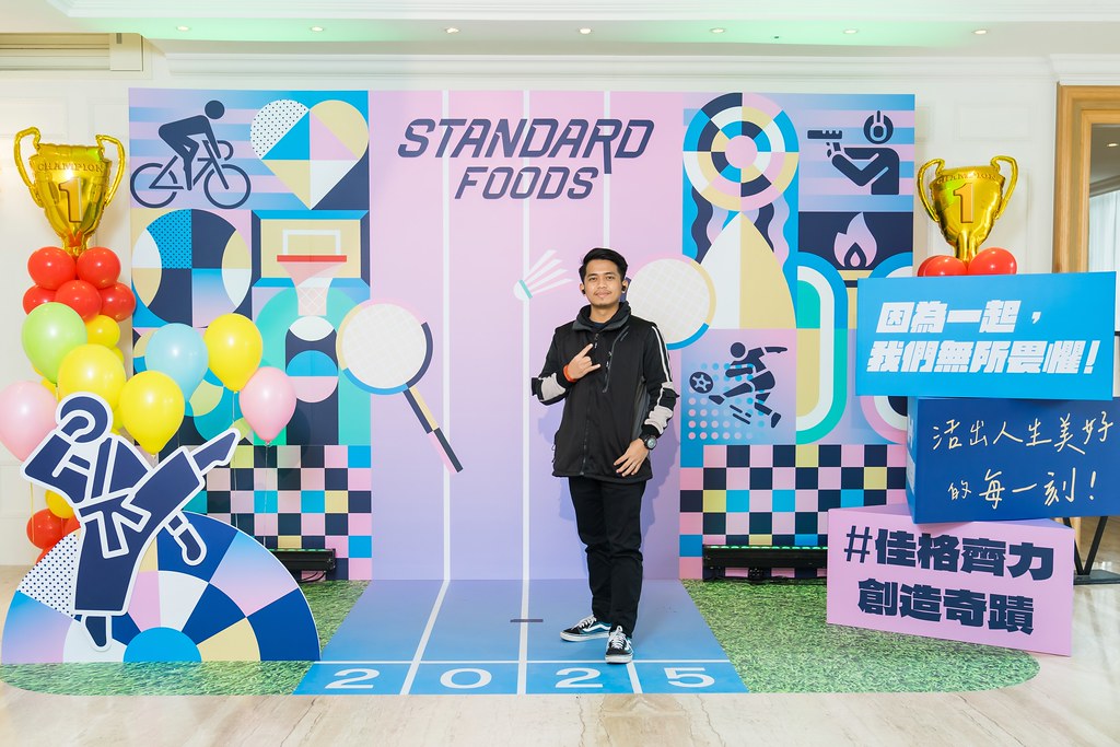 [即拍即印]2025佳格春酒-最專業的團隊完成每場完美活動攝影，拍的不只好更要快! #活動攝影