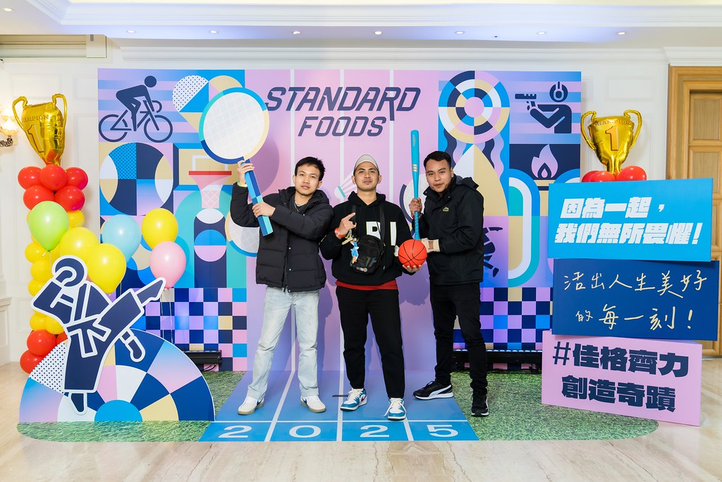 [即拍即印]2025佳格春酒-最專業的團隊完成每場完美活動攝影，拍的不只好更要快! #活動攝影