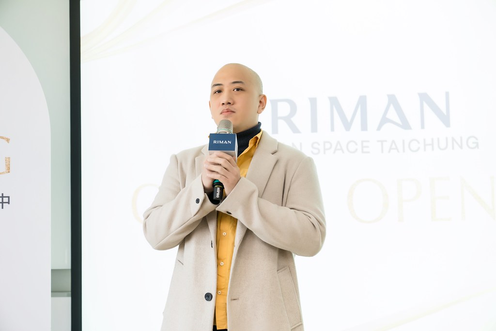 [活動攝影]台中力曼開幕儀式-最專業的團隊完成每場完美活動攝影，拍的不只好更要快! #尾牙攝影